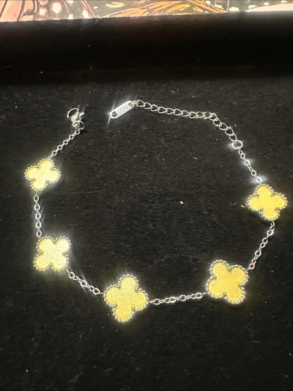 LSJ Gold filled Stainless Steel Bracelet with Yellow Clover Motifs